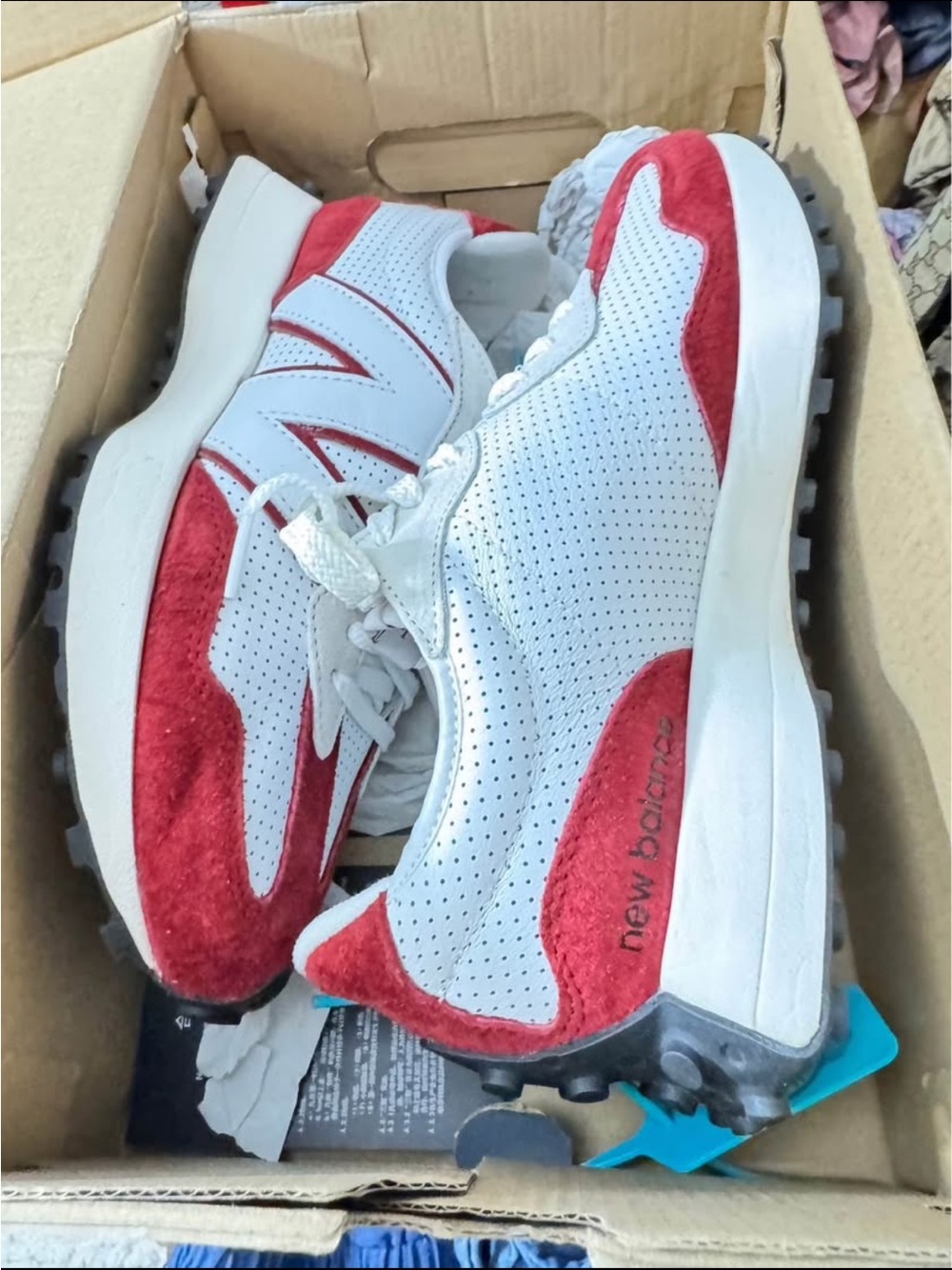 New Balance White and Red unisex Sneakers woman’s 10 - Picture 3 of 4